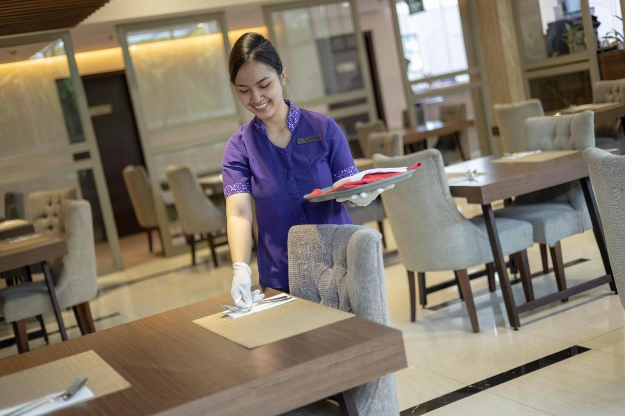 Satoria Hotel Yogyakarta - Chse Certified Maguwo Exterior photo