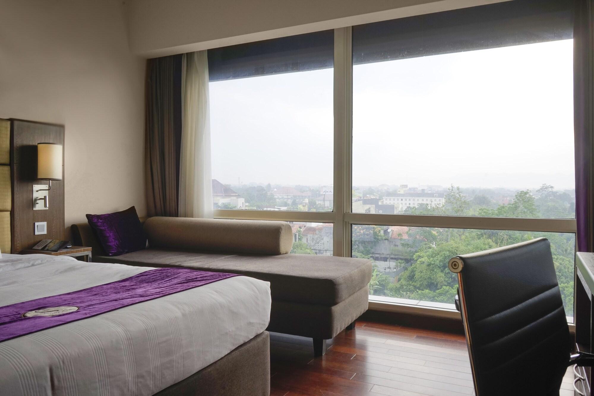 Satoria Hotel Yogyakarta - Chse Certified Maguwo Exterior photo